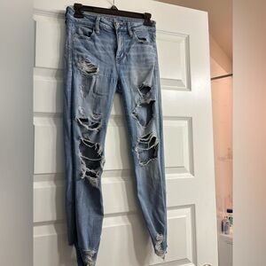 American Eagle Outfitters Light Blue Distressed jeggings 4 short